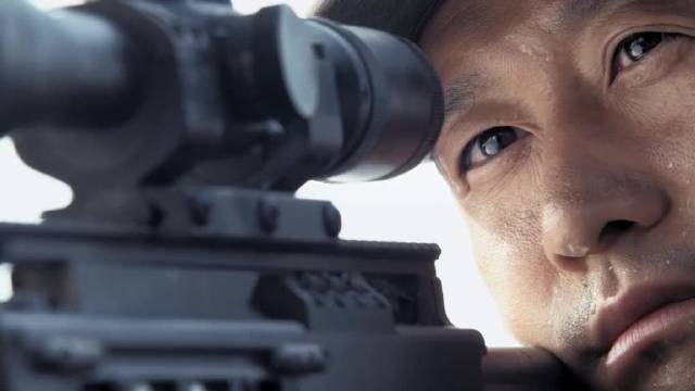 特种兵违抗命令击毙毒贩，应该被处罚还是被提拔