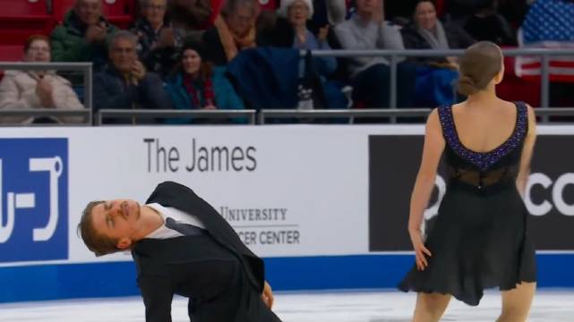 布朗兄妹演绎《教父》自由舞,2025花滑大奖赛美国站惊艳亮相