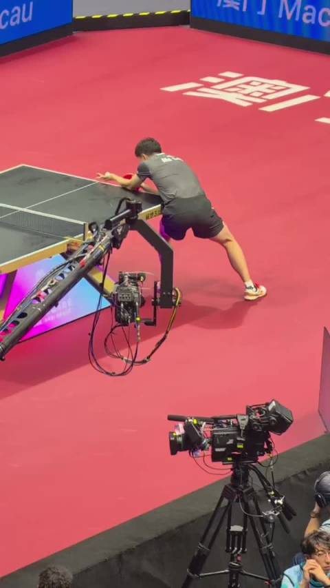 恭喜邓亚萍、马龙实至名归，乒坛超级大满贯无与伦比！