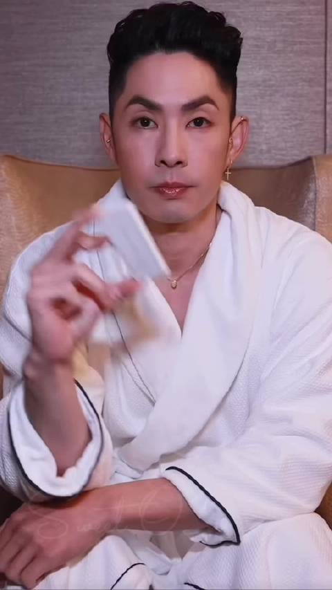 吴建豪25年引领潮流被赞时尚启蒙