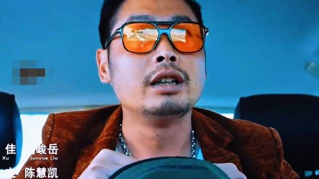 毒枭报复缉毒警致其弟身亡