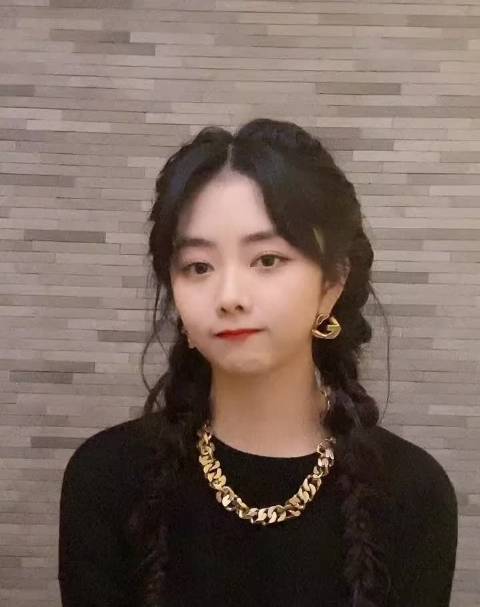 谭松韵团队仅两人创湖南卫视年冠佳绩