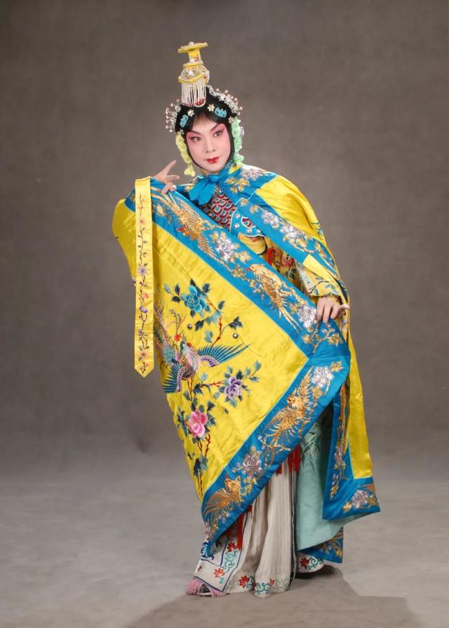 △胡文阁 饰 虞姬