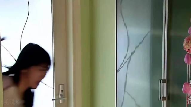 《蜗居》深度解析:为什么说穷人的爱情…