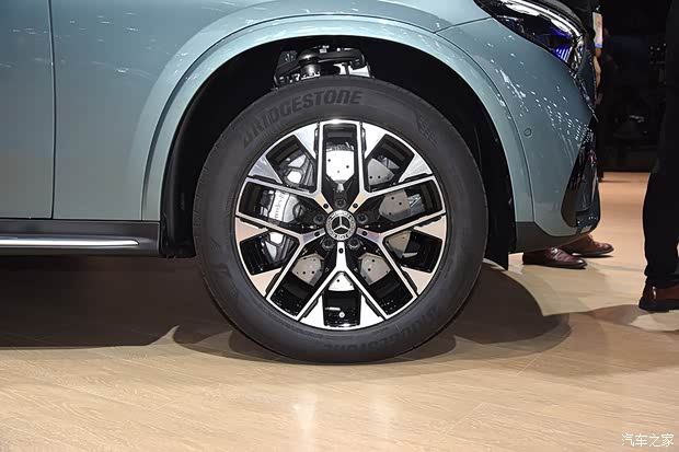 【图】奔驰GLC新能源2026款轮胎轮毂规格_型号_尺寸_汽车之家