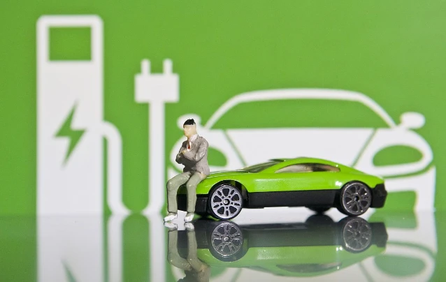 新能源汽车常规保养多少钱一次？ - 哔哩哔哩