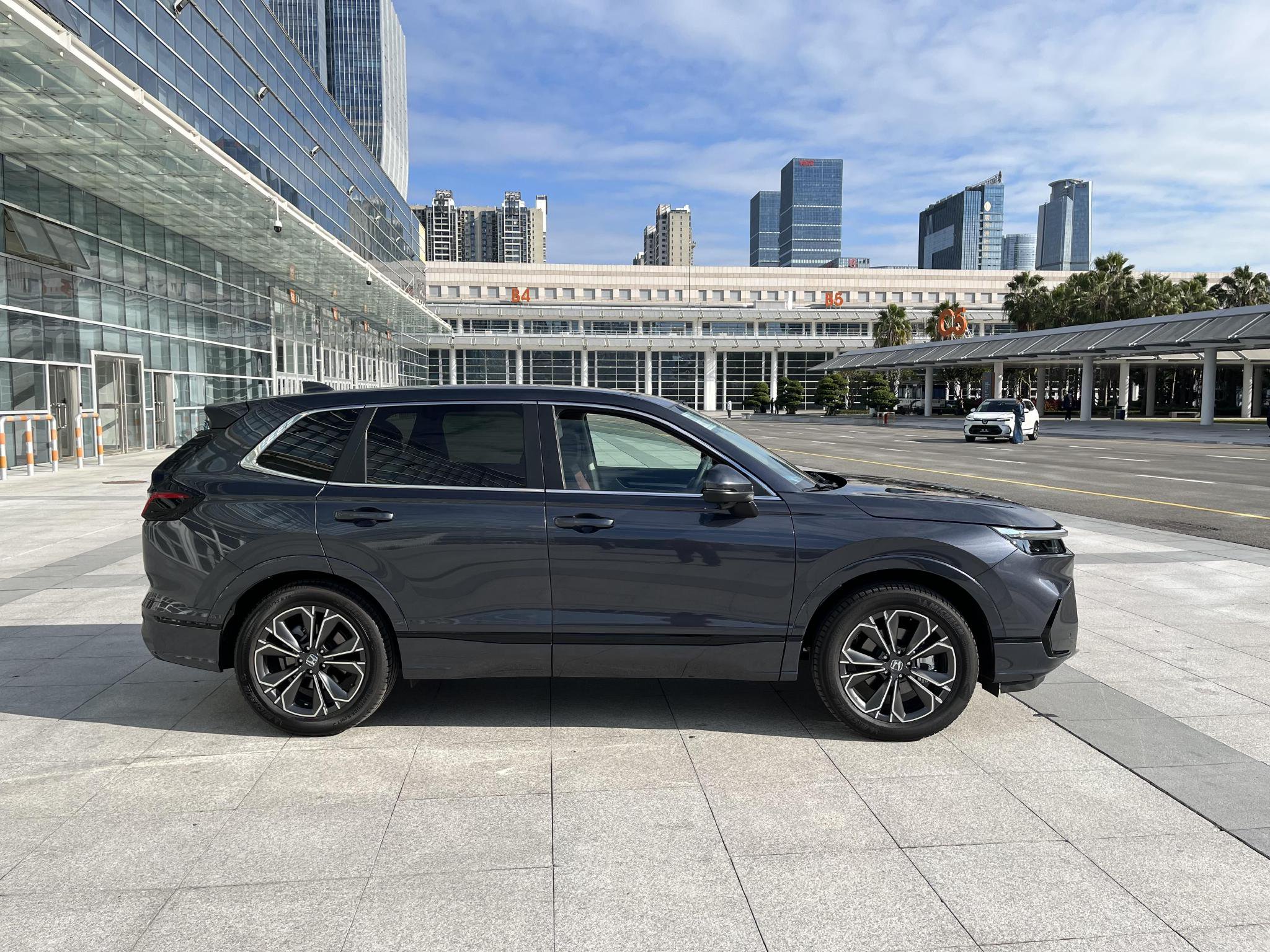 智能驾驶自动化等级持续提升 自动紧急制动成熟度待提高-车评台-中国消费网