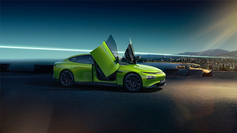 小鹏汽车：希望做到首个量产配置碳化硅芯片的 800V 高压平台，充电 5 分钟、续航 200 公里