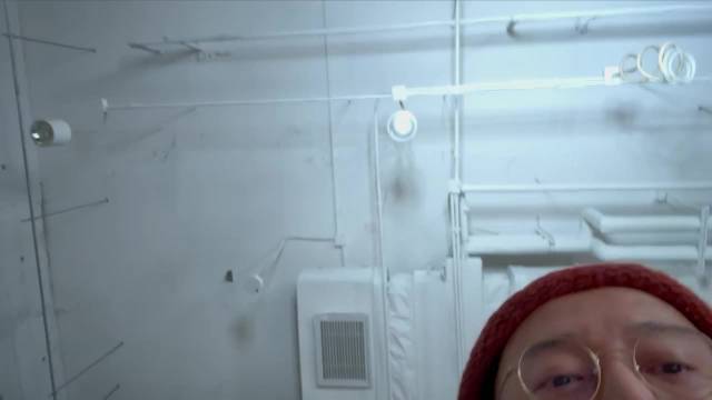 武大靖观赛短片落泪，韩天宇念信引众人动容