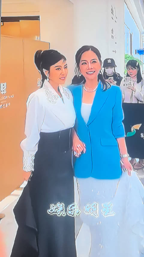 汪明荃 米雪 罗家英 苗侨伟 陈松伶同框亮相TVB颁奖嘉宾！