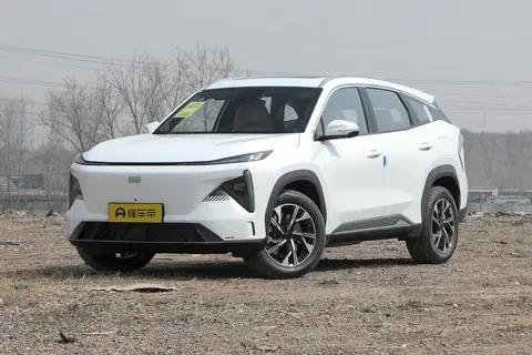 银河L7搭载了1.5T四缸发动机与永磁同步电机