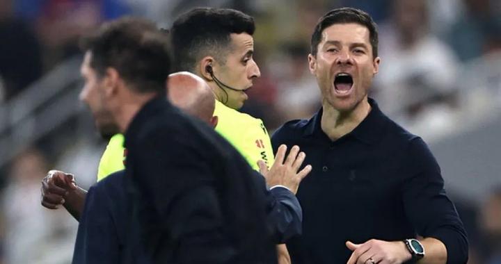 阿隆索的“帅位保卫战”，成了维尼修斯pk西蒙尼3.0