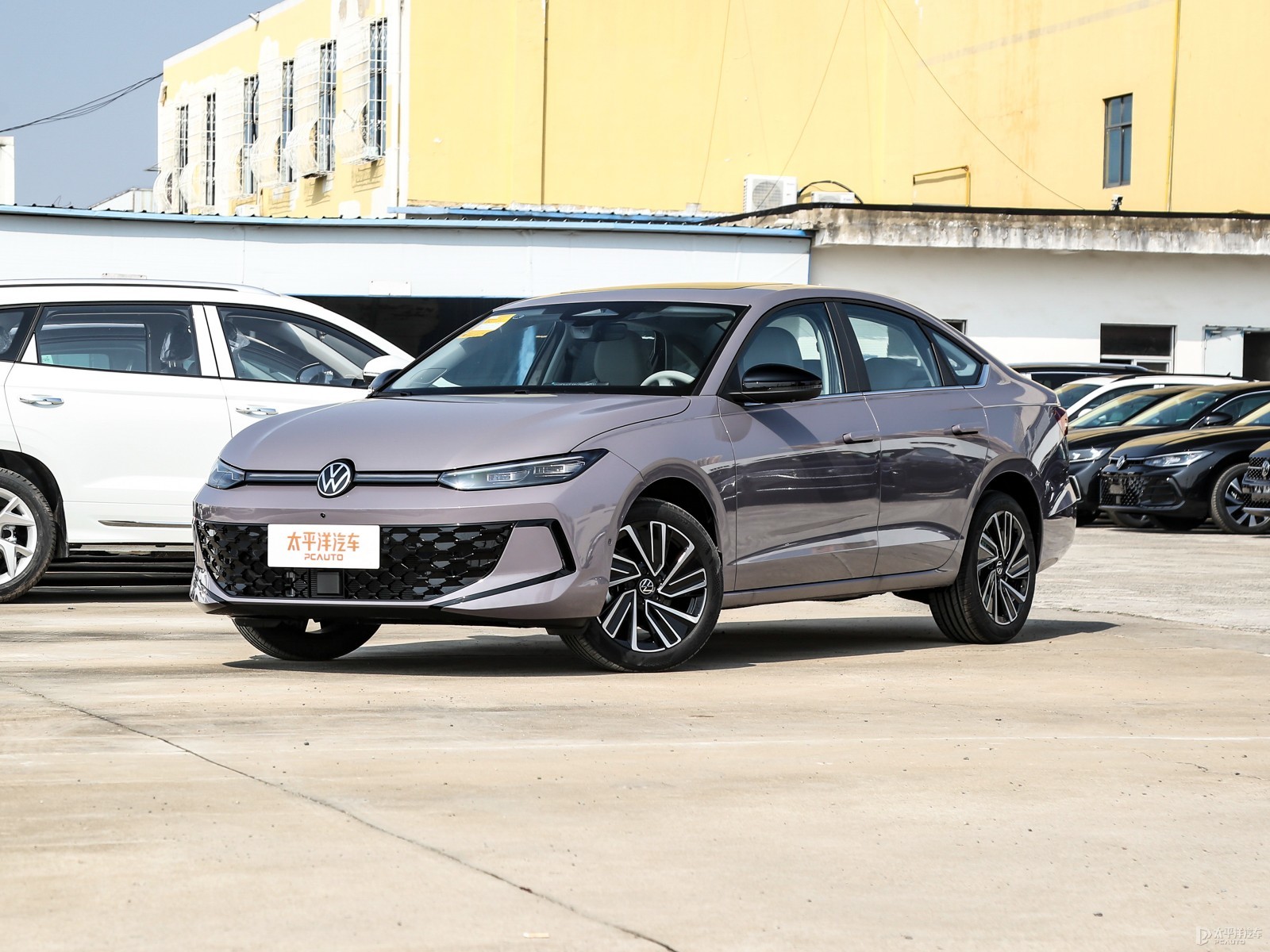 朗逸和同价位竞品相比,哪款配置更有优势?