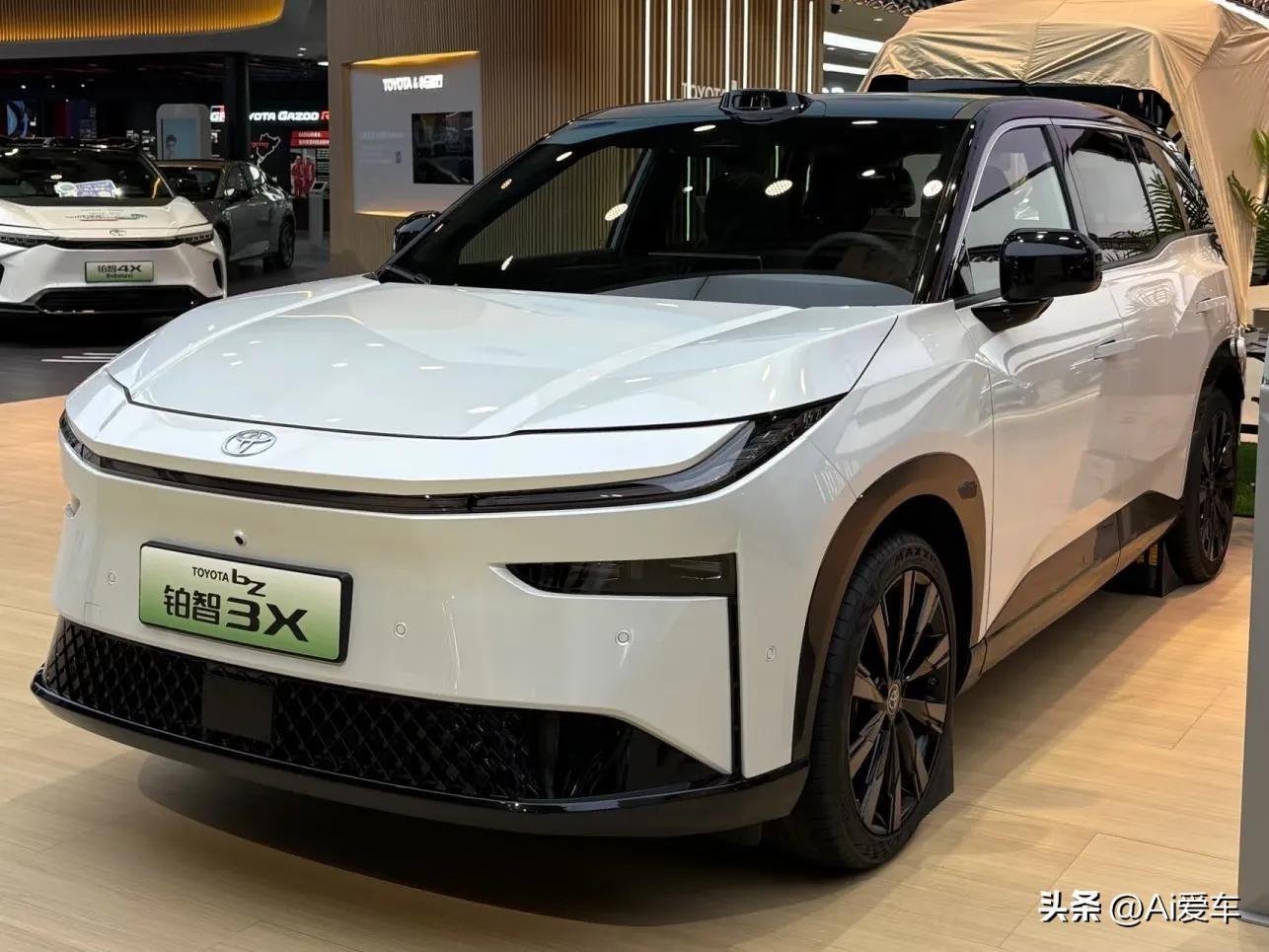 新车  智驾硬件差距明显 / 14万级合资纯电SUV怎么选