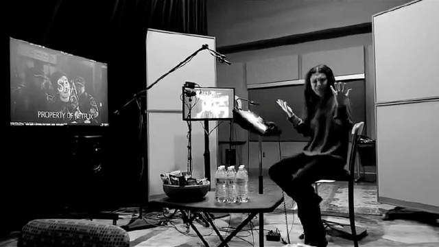 米莉·波比·布朗回顾怪奇物语结局泪崩