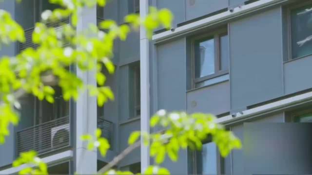 董璇不想办婚礼张维伊生气了，董璇赶紧哄，李维嘉直呼姐弟恋真好