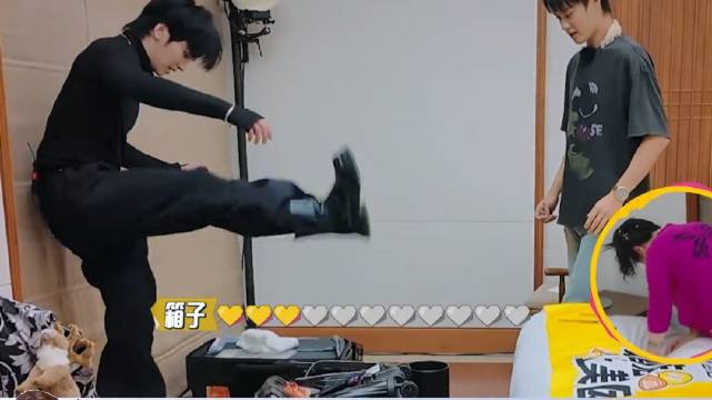 柯淳邵子恒因暴力拆箱何赛飞物品受审