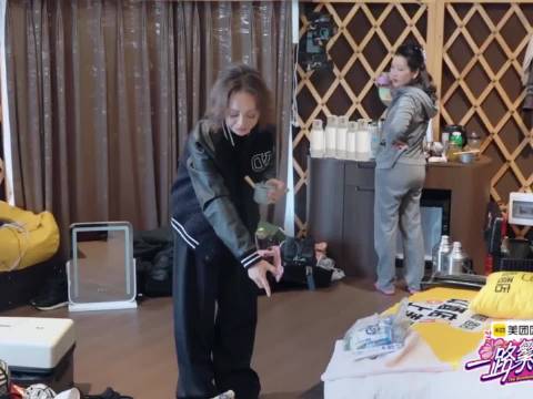 宁静称110斤太胖，刘晓庆问身高谈年龄与体重观