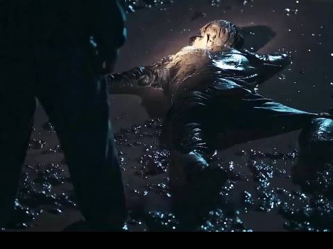 男人误杀了一个酒鬼，却拽下了对方的假发