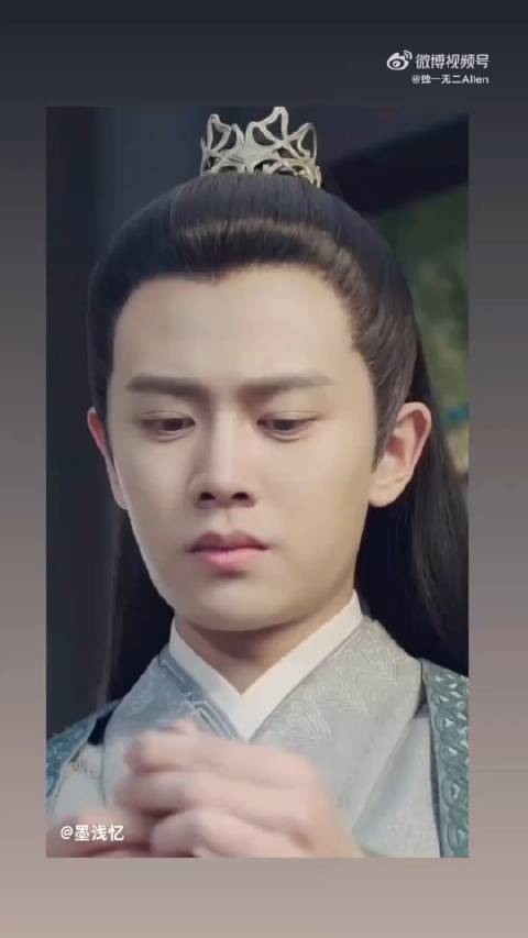 任嘉伦新剧角色反差萌，病弱皇帝武力值高却怕苦