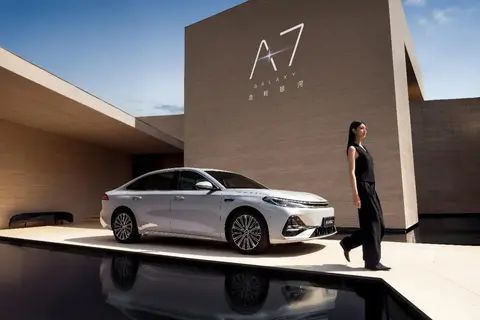 银河A7：10万级家轿智能新宠 8.18万起