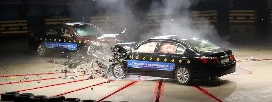 整车碰撞安全试验标准及试验方法全方位解析