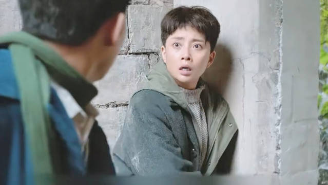 鸡毛飞上天：陈江河怎么也想不到，朝夕相处的兄弟竟然是女人！