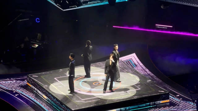 吴建豪周渝民言承旭阿信成都演唱会合唱