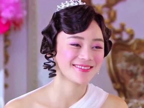 她在里头真的太美了