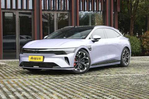 20万级中型纯电车选购指南：极氪ZEEKR007 GT VS 特斯拉Model 3