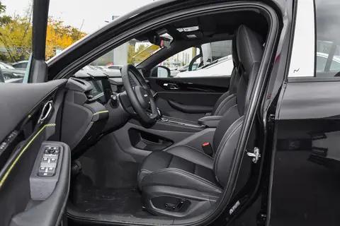 预算15万，想买合资车，看看领克03和大众途岳，谁更适合家用？