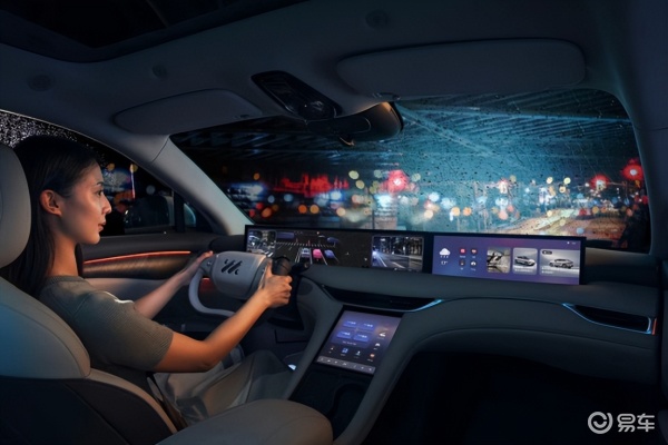 智己LS6采用的800V整车高压化架构具有快速充电的优势_易车