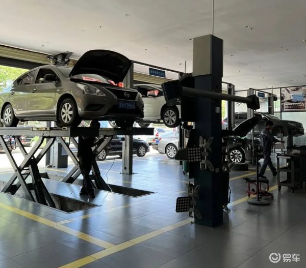 奔驰C级维修费用的高低将由汽车后市场的零配件价格来决定_易车