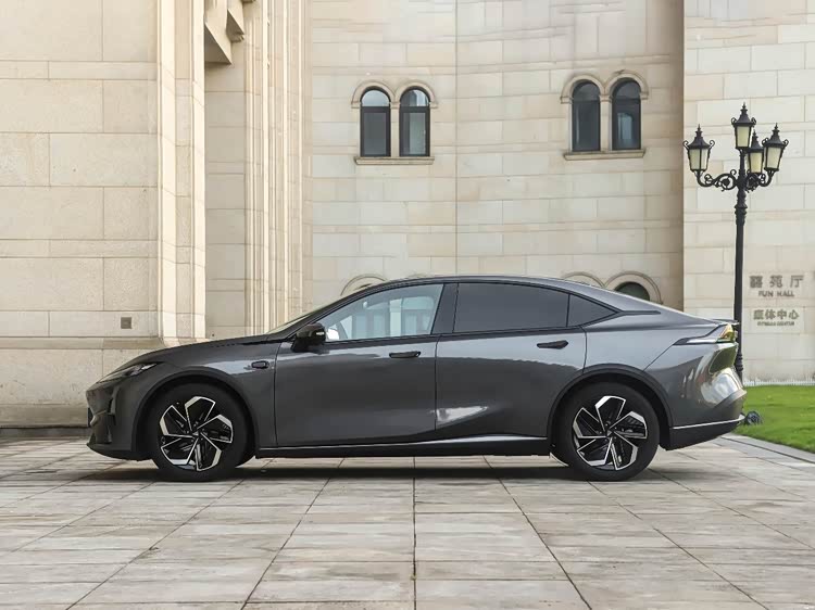 10-15万新能源车如何选？详细对比深蓝L07、日产N7