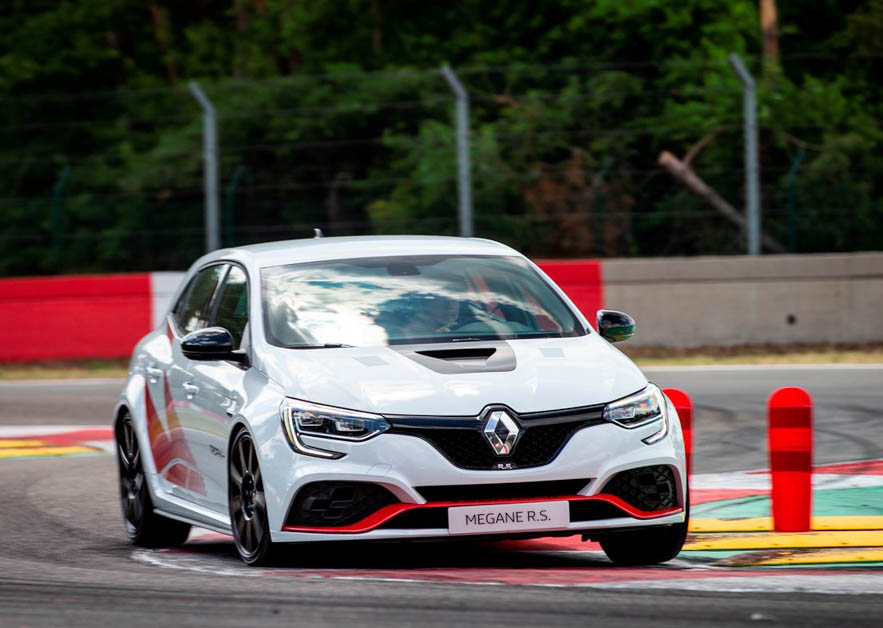 后驱漂移，前驱推头，四驱上山？Drivetrain Layout 聊一聊