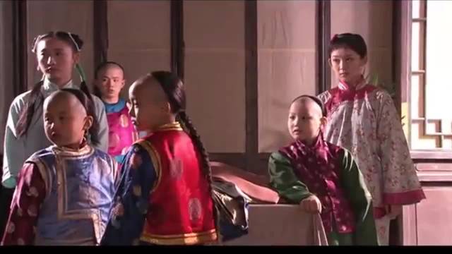 大宅门： 白景琦与兄弟动刀子，二奶奶气得想打他，怎料白景琦竟反抗