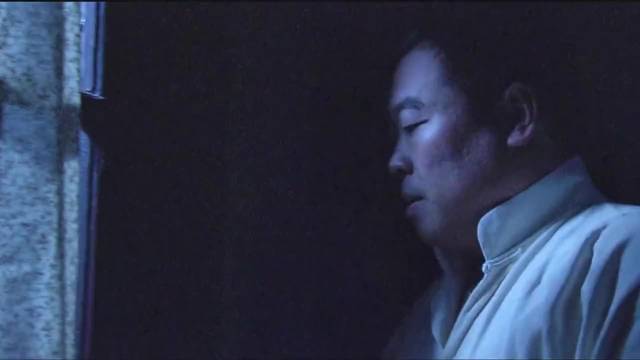 男子黎明前发现身份暴露引谍战剧情高潮