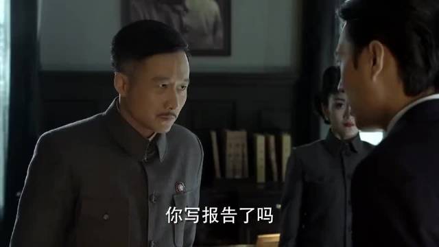 伪装者：大哥靳东最霸气的一段，这个秘之笑容，看完一下子就征服我了