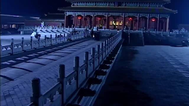 金枝欲孽： 秀女施计亲近圣上，如妃大着肚子收拾她，一杯毒酒归西