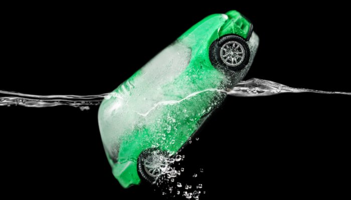 放下直营执念，新能源车企扎堆拥抱经销商