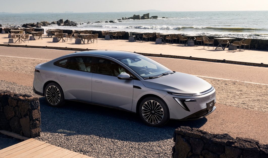 日产N7/丰田铂智3X同一天OTA，合资品牌也终于会玩了