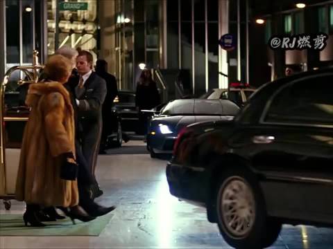 蝙蝠侠炫富名场面，这就是韦恩家族的财力