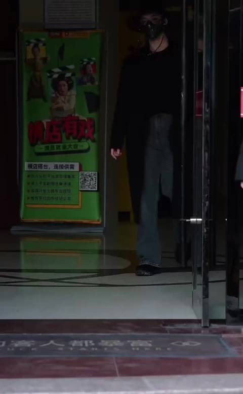 何与《窈窈有期》面具造型出妆路透，这妆造什么水平？