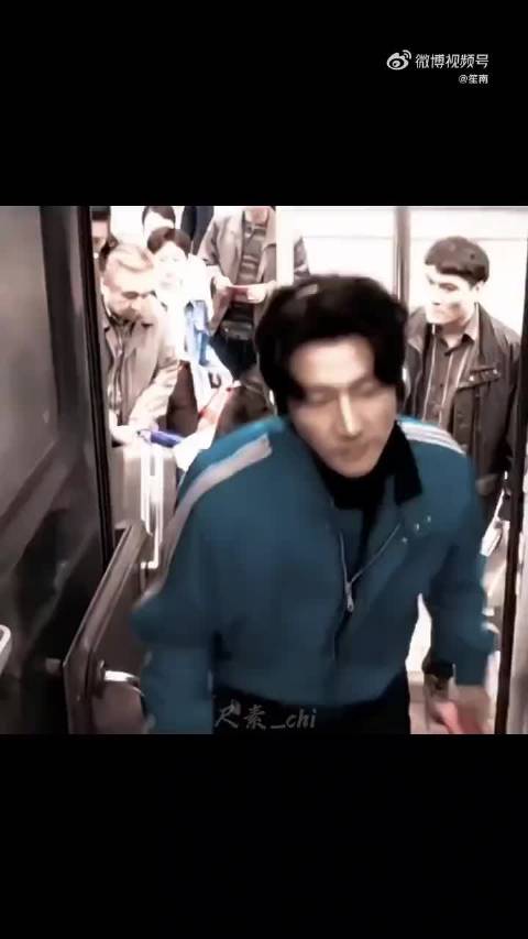 黄轩19年荧幕蜕变，从璞玉到灵魂创作者