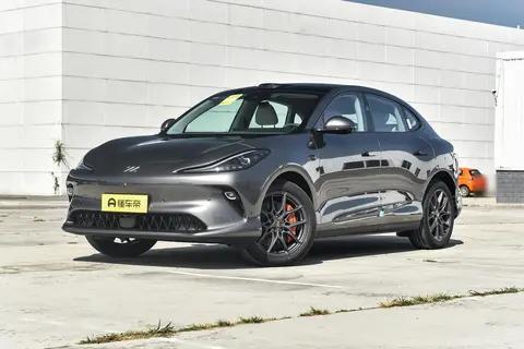 真有续航神车？试驾智己LS6，看看它能否破解新能源车续航焦虑