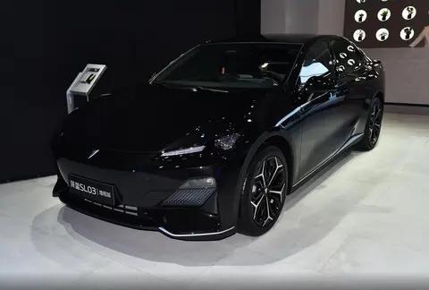 15万以内新能源车推荐，可油可电还是中型车，年轻人难拒绝