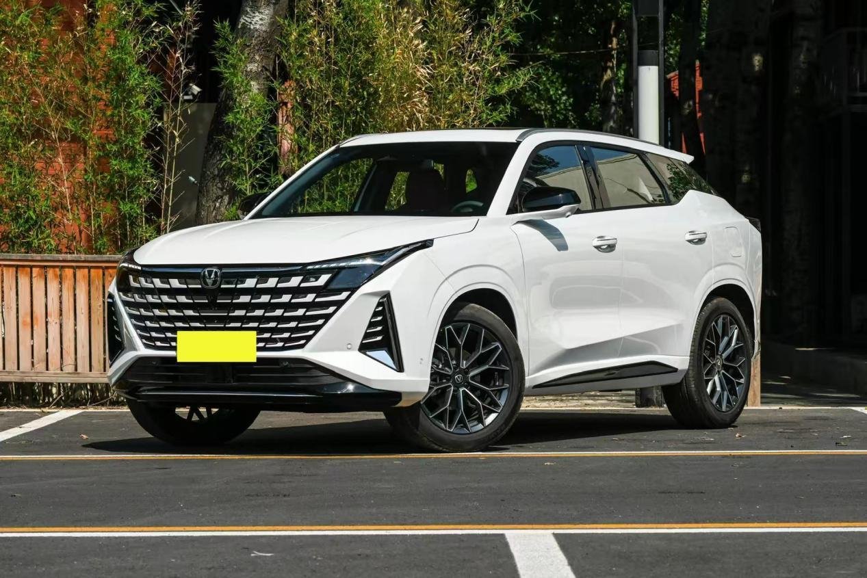 10万级SUV，长安UNI-Z新蓝鲸与哈弗H6谁值得入手