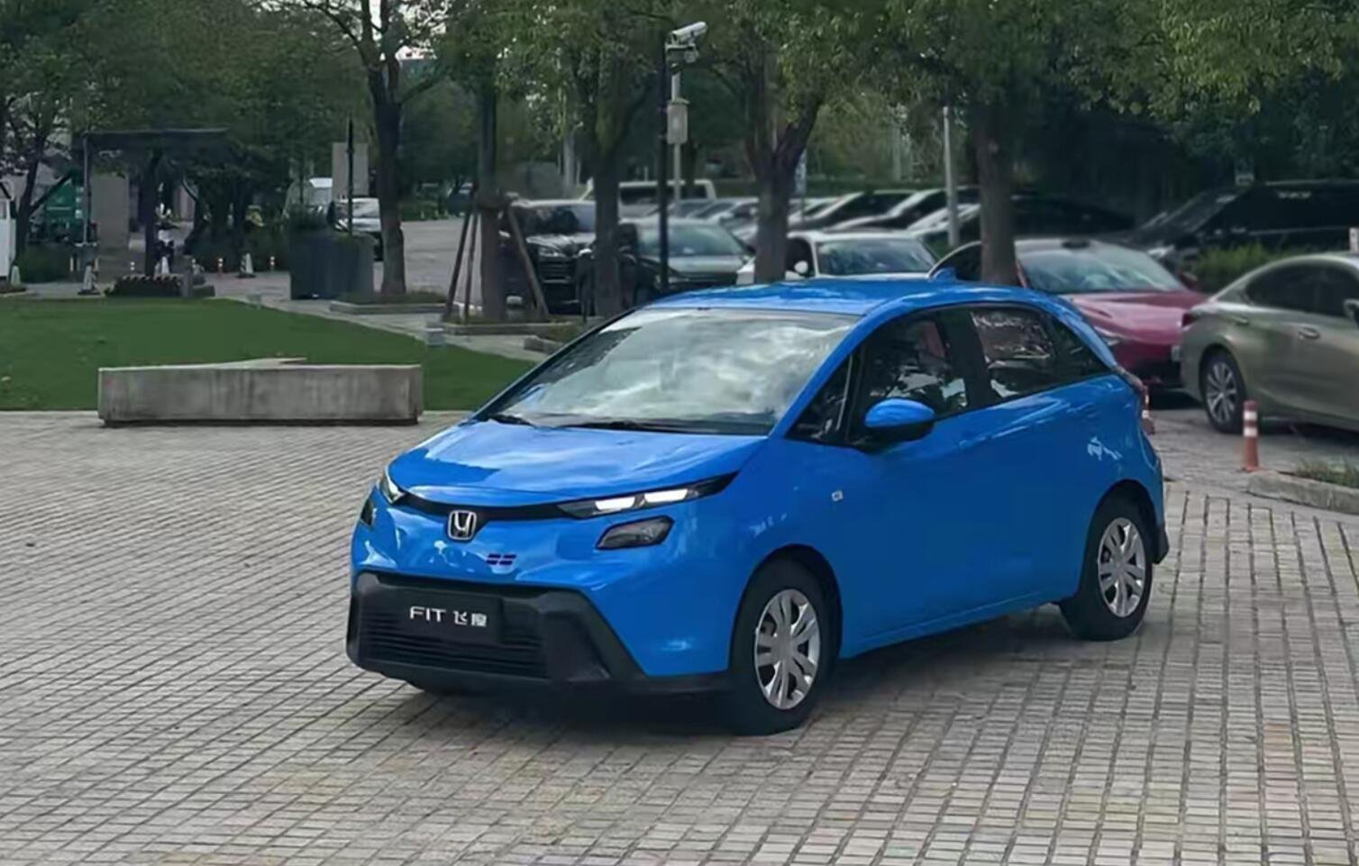 把钱包准备好 1月六款新车来袭 五菱星光560领衔