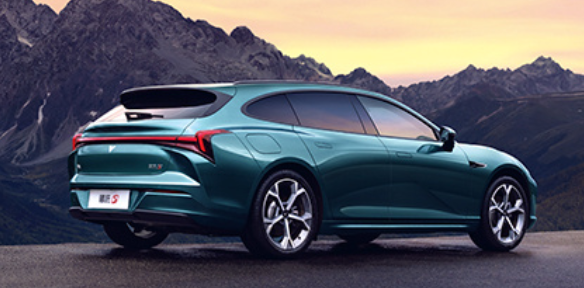 哪吒汽车被申请破产，曾经的新势力黑马为何跌落神坛？