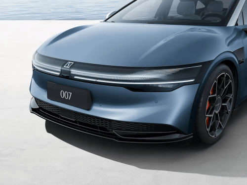 实测中型轿车隔音：120kmh风噪胎噪对比